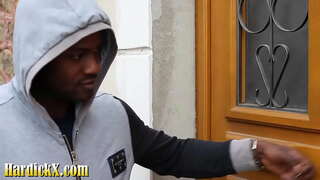 кенза sormaq ağır sikilmiş olur, öz keçmiş