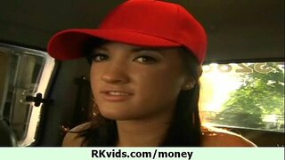 Я трахну тебя за наличные 27