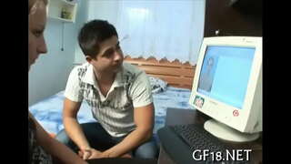 Simpatik совершеннолетняя qız-yeniyetmə dəyər xərçəng