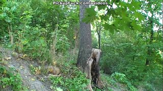 Väljas seksi stseen, kus blond