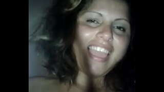 рика gordita ecuatoriana кој знае како да се вози