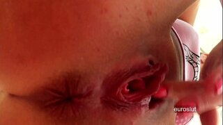 Euroslut Amatir Swasta Masturbasi Vid Kacatet pikeun Babaturan Kakeunaan