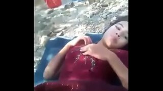 Вясковы падлетак на адкрытым паветры, запоўнены