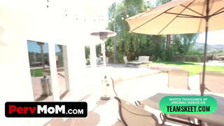 ���ું fucked મારા Stepmom અને Creamed તેના Pussy