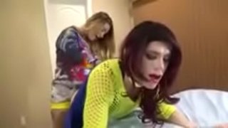 Slut მიერ დომინანტი ქალი დაბრუნება