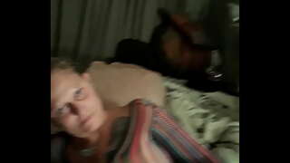 ���ત્ની દ્વારા લેવામાં મિત્ર